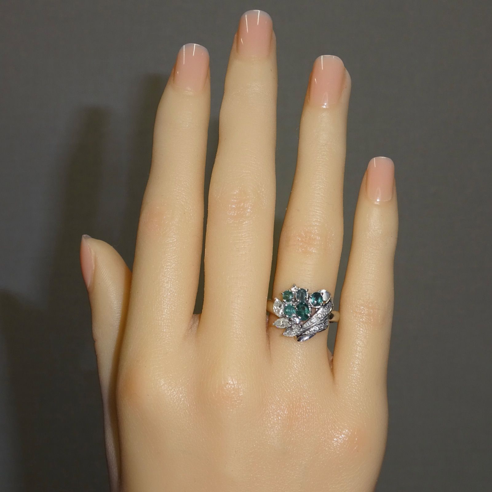 プラチナ pt900 天然アレキサンドライト0.89ct 天然ダイヤモンド0.48ct 