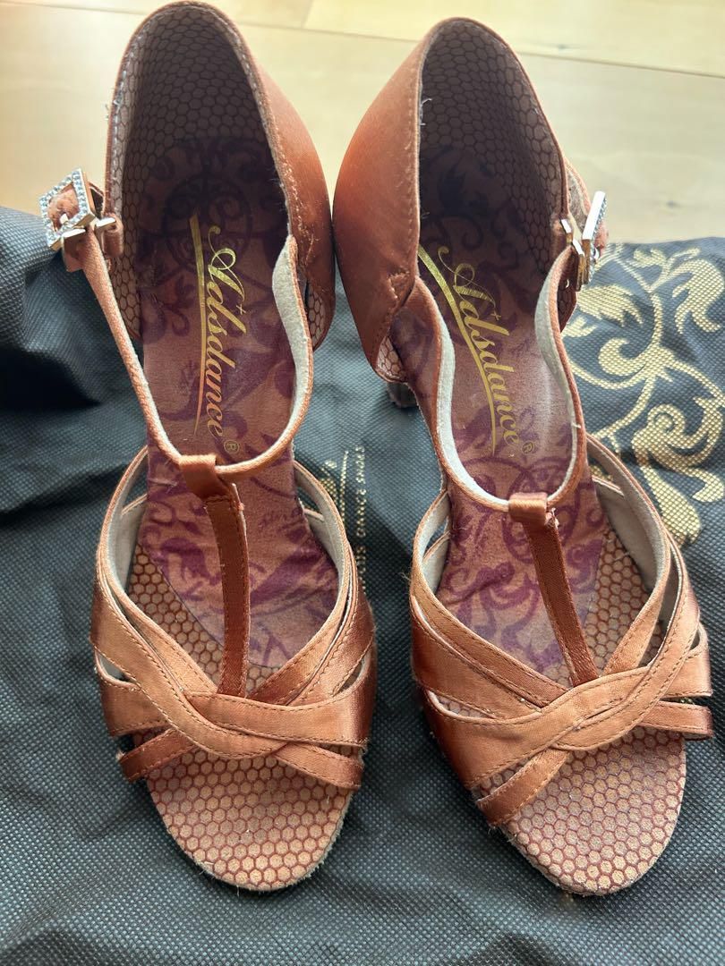 レイローズ　ラテンシューズ　サイズ4 レイローズ ラテンシューズ サイズ4 レイローズラテンシューズ 【公式