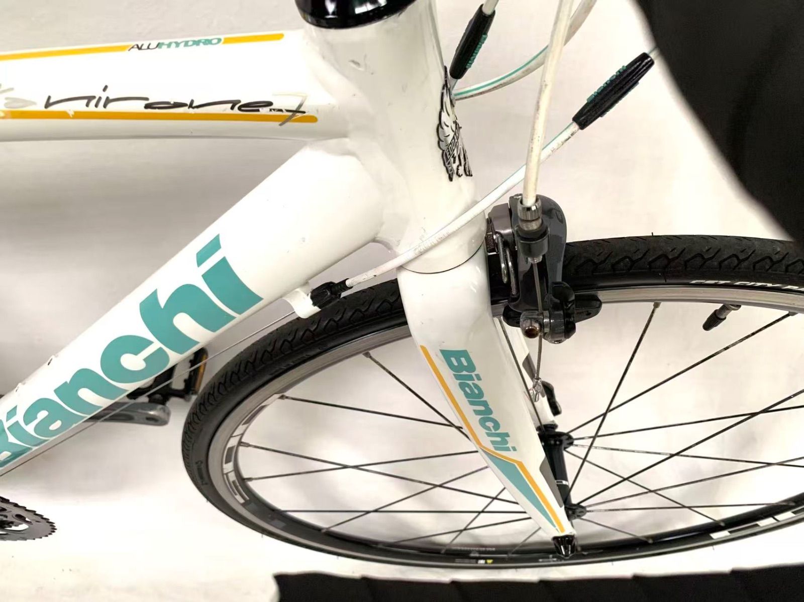 ビアンキのロードバイク、Alu ビアンキ Bianchi ロードバイク ALU 