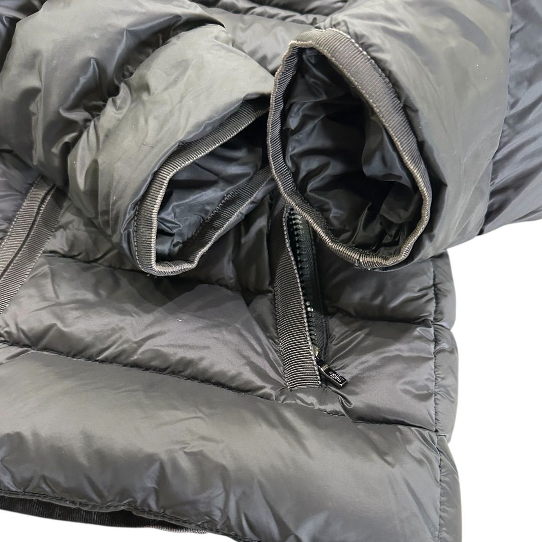 ダウンジャケット