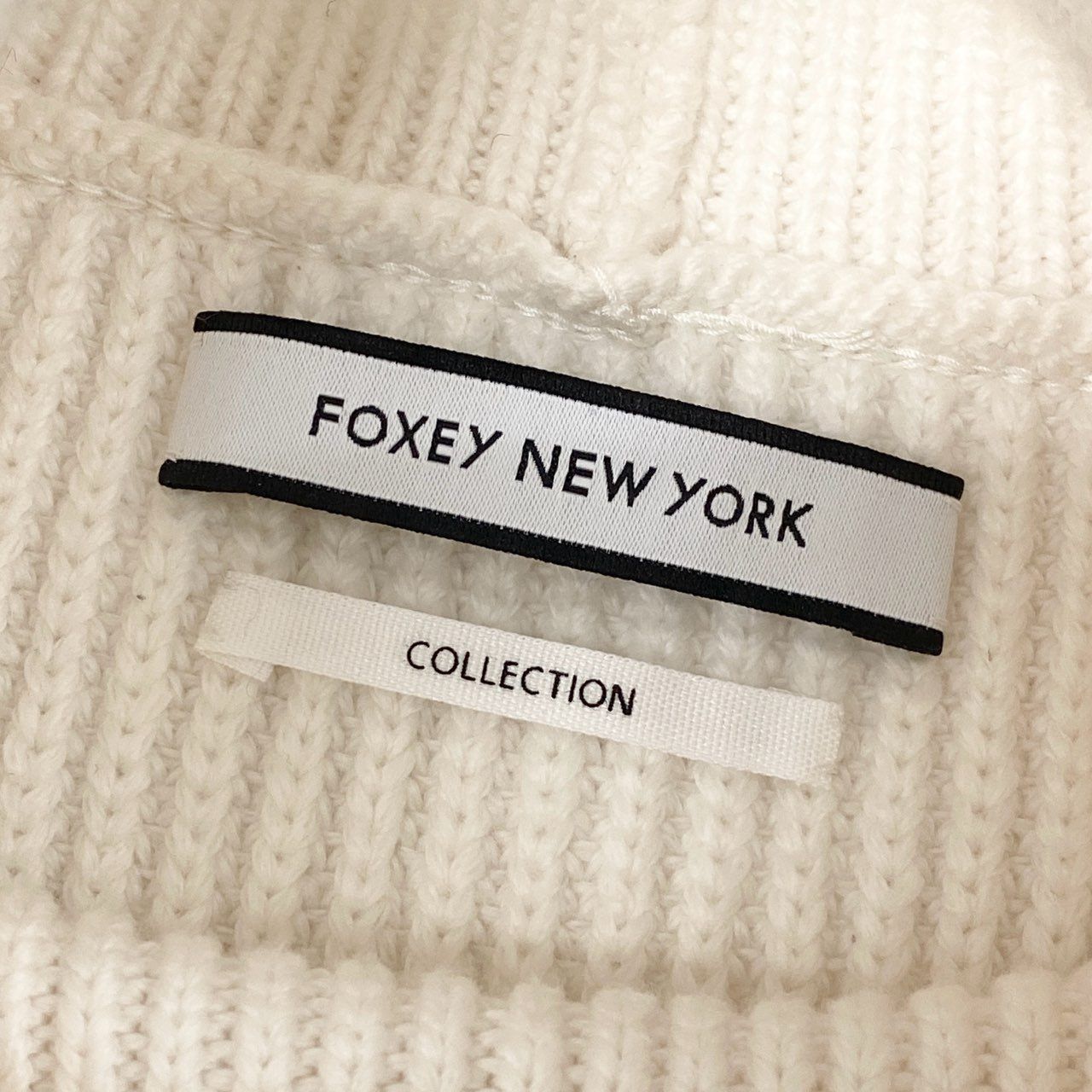 FOXEY NEW YORK - 78d4 FOXEY NEW YORK COLLECTION フォクシーニューオーク ラグビートップス タートルネック ニット セーター ノースリーブ 日本製 40582 38 ホワイト 78d4 FOXEY NEW YORK COLLECTION フォクシーニューオーク