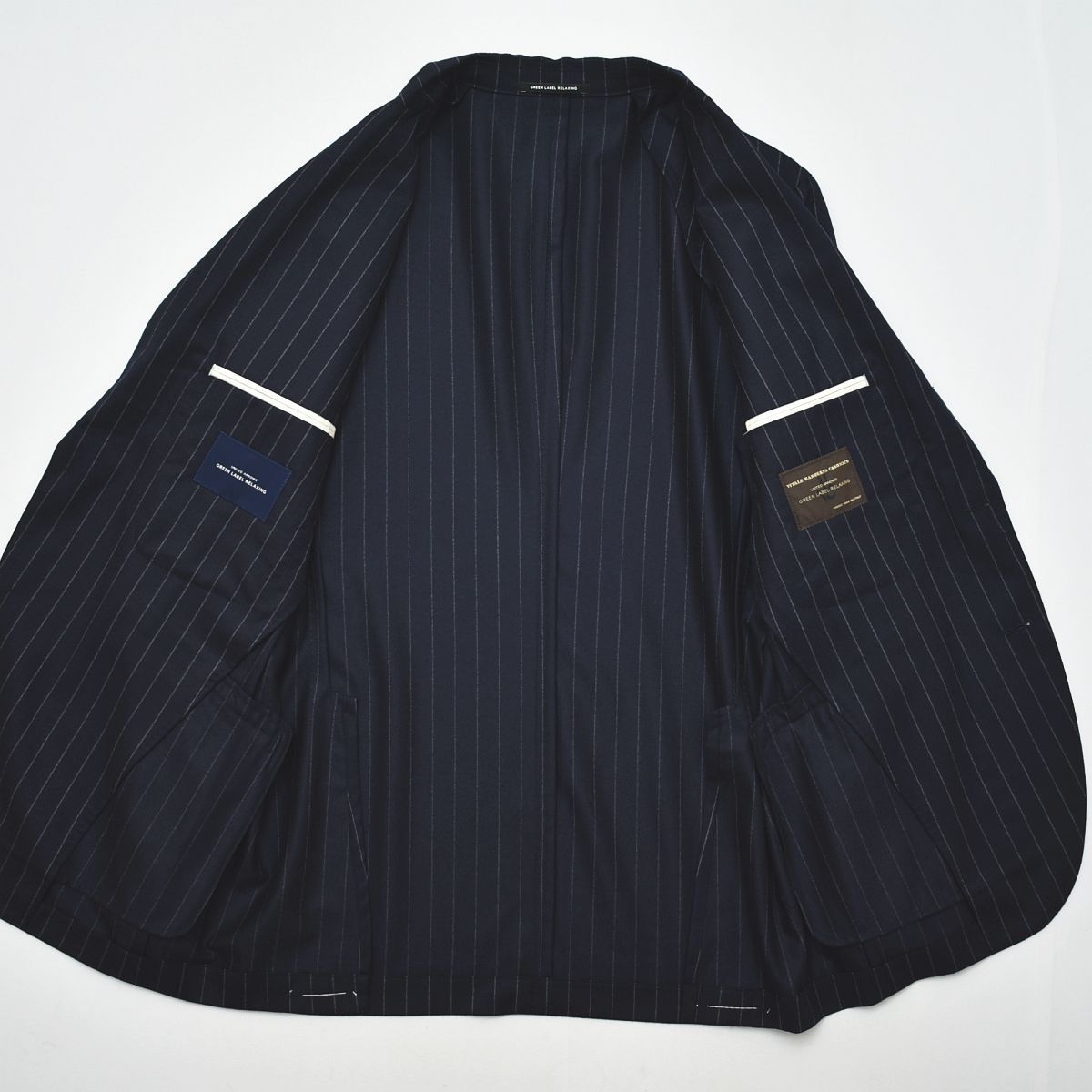 グリーンレーベルリラクシング カノニコ 3ピース ネイビーストライプ スーツ M ネイビースーツ・ストライプのコーディネート（CANONICO）｜56