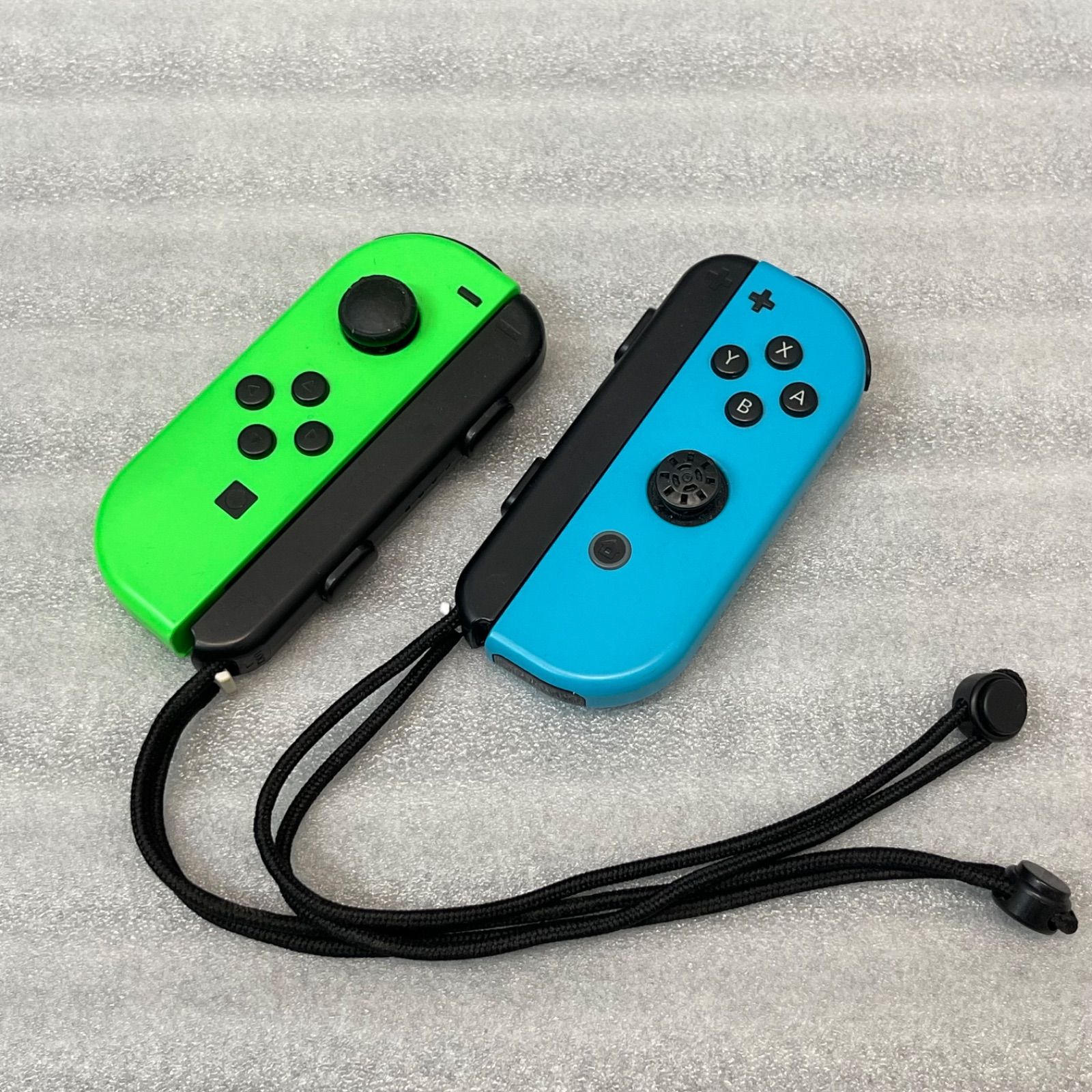 Nintendo Switch 青・緑(ジャンク) ジャンク品）Nintendo Switch 本体 青と緑のJoy-Con - メルカリ