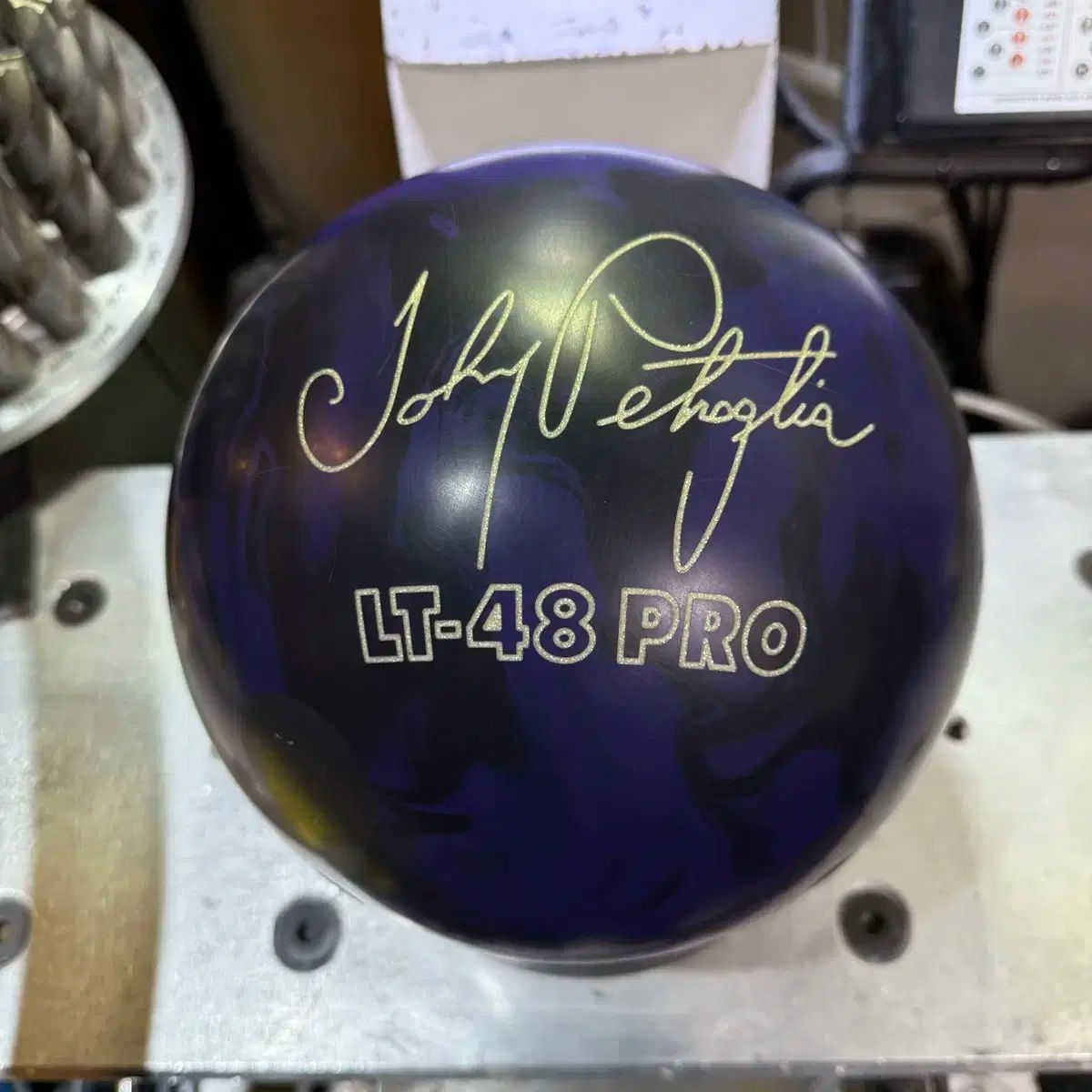 BRUNSWICK ブランズウィック ー LT 48 PRO パープル 15 ポンド 公式球