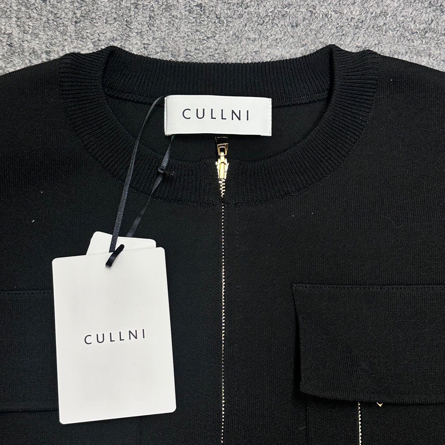 参考上代39600円 未使用品 CULLNI 24AW Big Pocket Zip Up