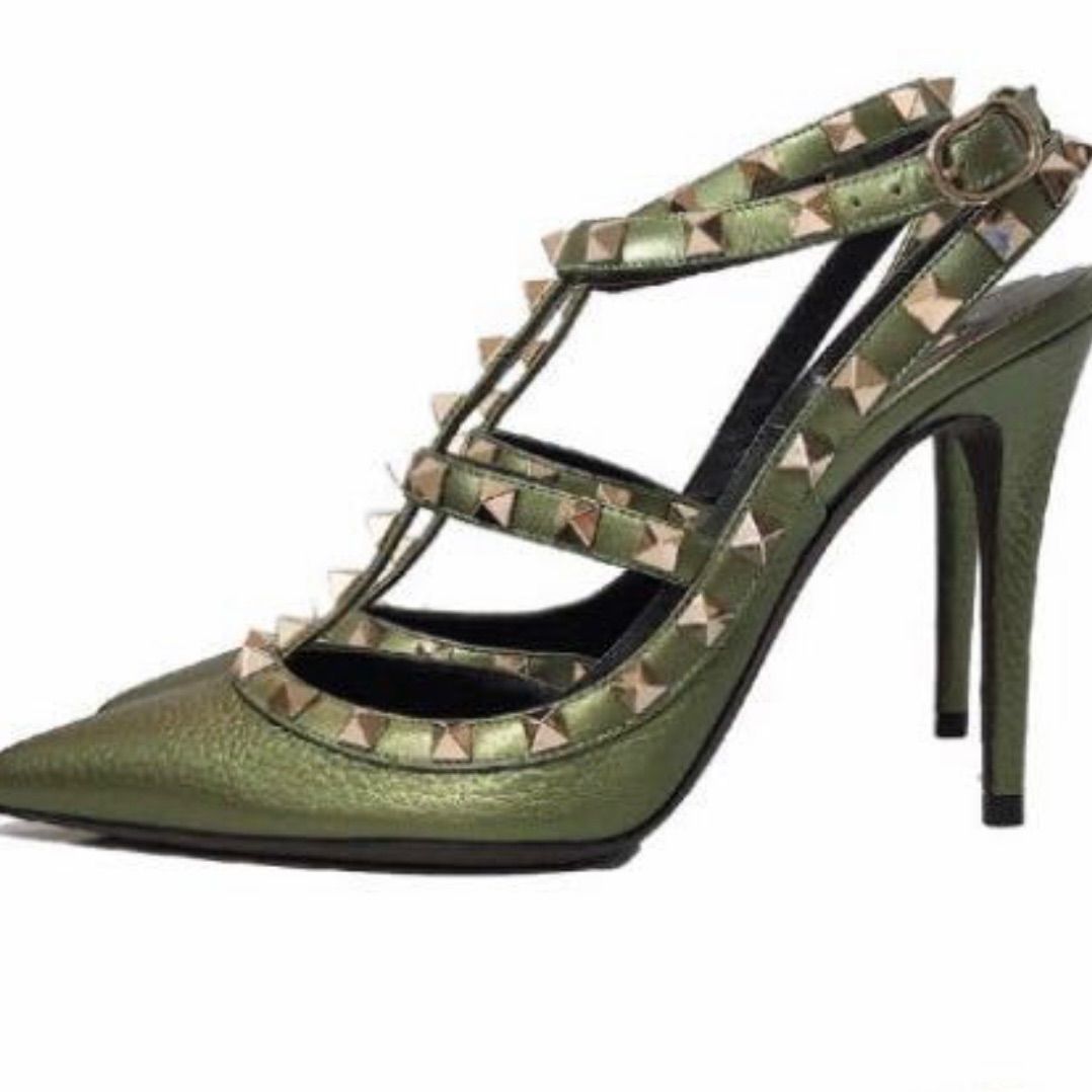 VALENTINO ヴァレンティノ ロックスタッズ ケージド パンプス グリーン  