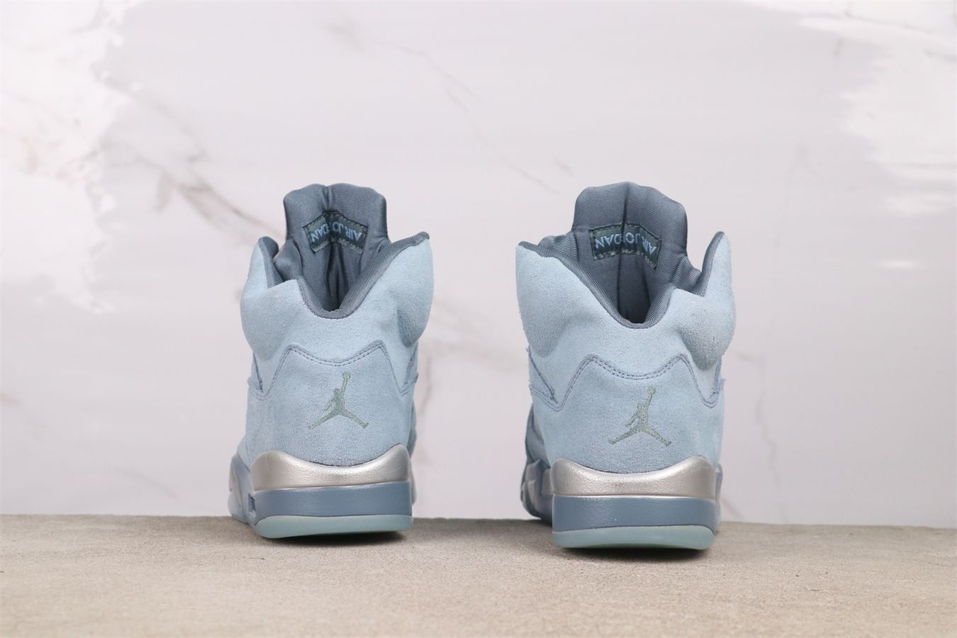 5 WMNS