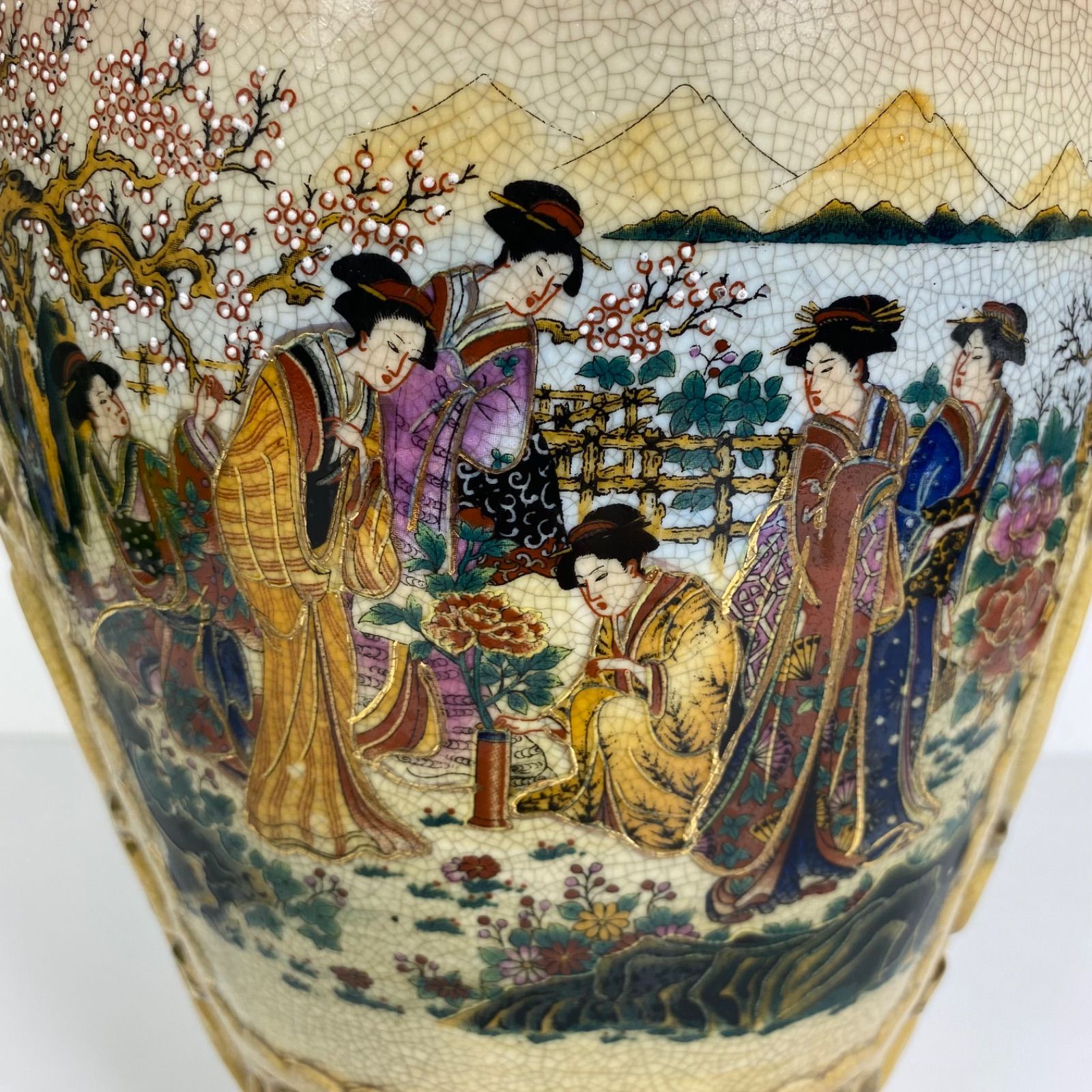 人気の新作 丹頂鶴図 薩摩焼 金彩 美術品・アンティーク