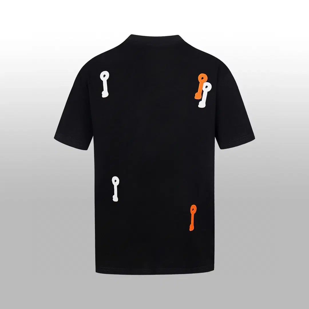 LOEWE 黒 半袖Tシャツ ロゴ付き LOEWE(ロエベ) メンズ ロゴ カジュアル 黒 半袖Tシャツ - メルカリ