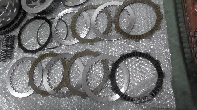 CB400SF VTEC REVO NC42-1010xxx の クラッチ 1760583273 BRIGHTFACE_UK