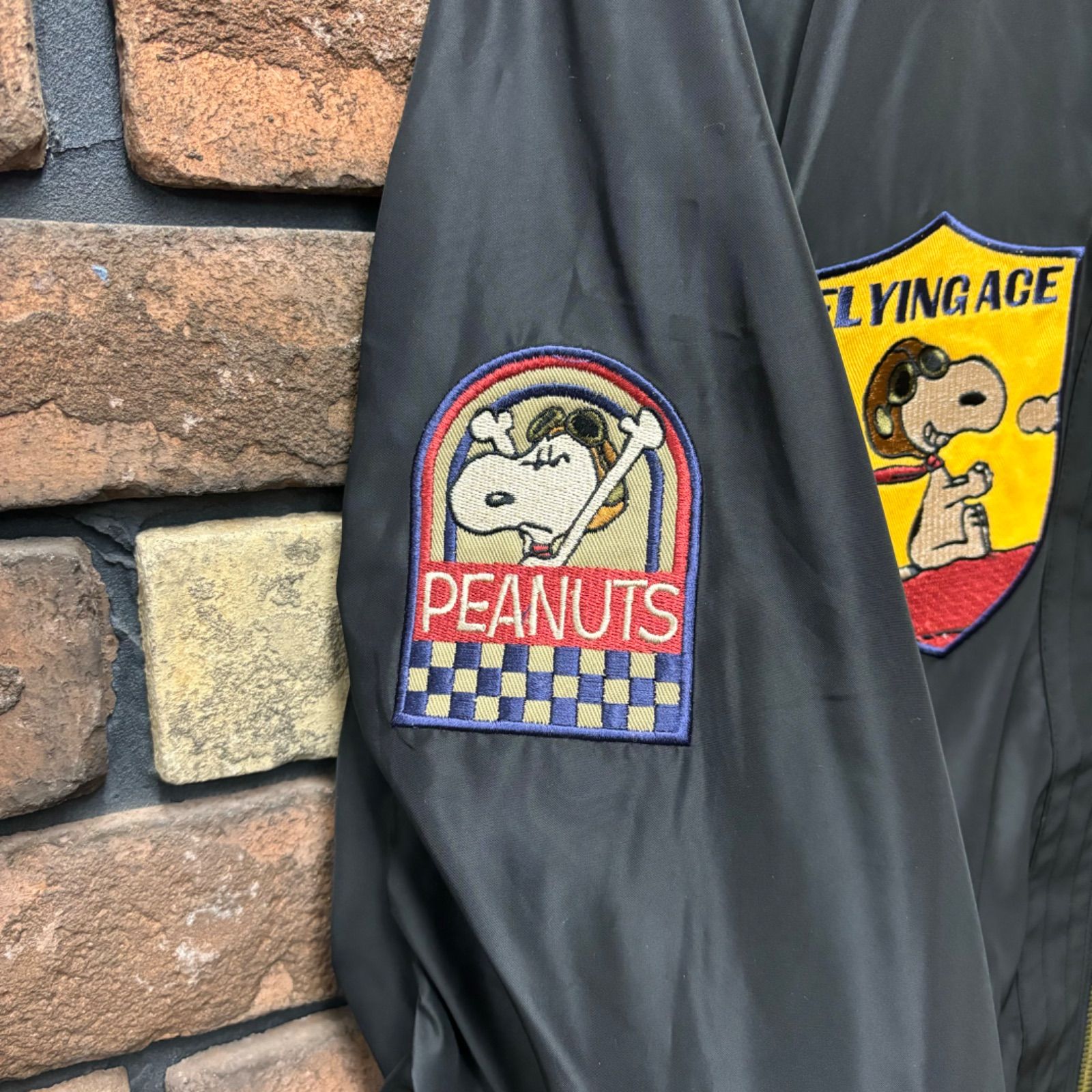 スヌーピー FLYING ACE MA-1 】LOW BLOW KNUCKLE ローブローナックル