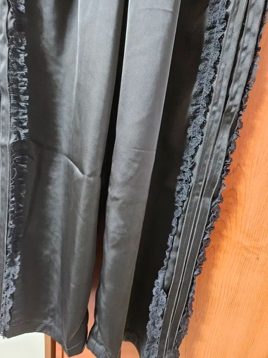 ミッドナイト シャーリングレースパンツ 55 66