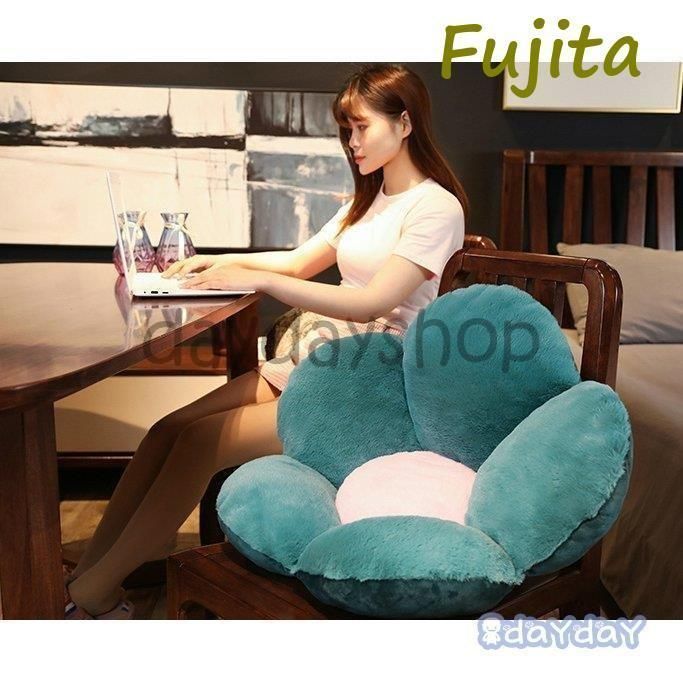 クッション かわいい