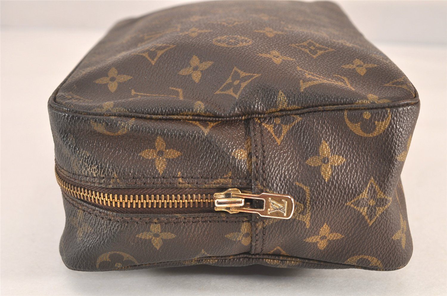 LOUIS VUITTON ルイヴィトン トゥルーストワレット セカンドバッグ