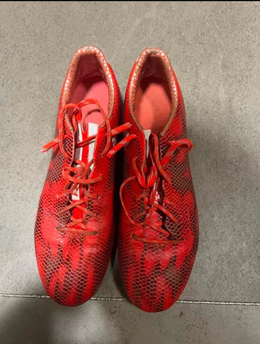 オンライン adidas(アディダス) アディゼロ F50 265 HG 廃止 古い