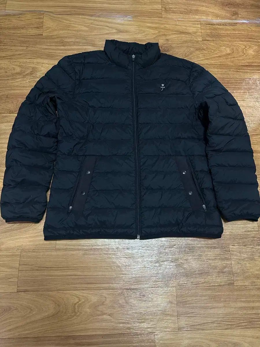 100 CASTELBAJAC カステルバジャック 軽量ダウン