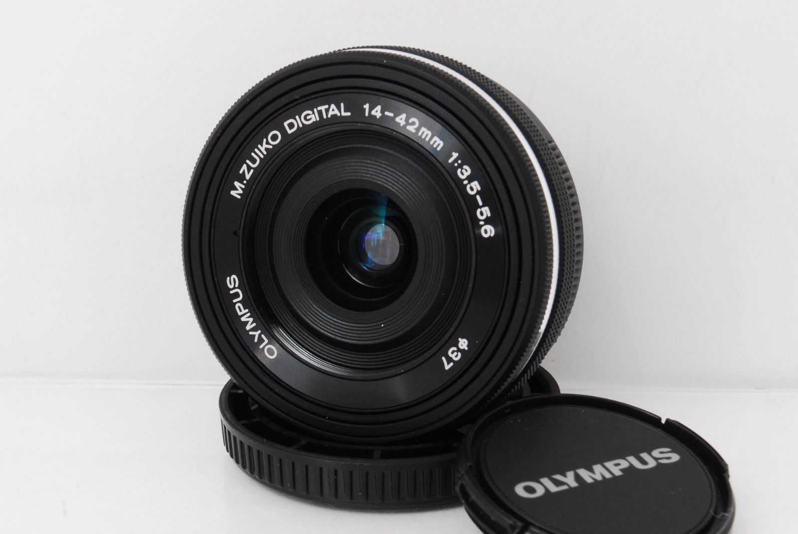 ❤️クールブラック✨極薄コンパクト☆オリンパス M.ZUIKO 14-42mm EZ 