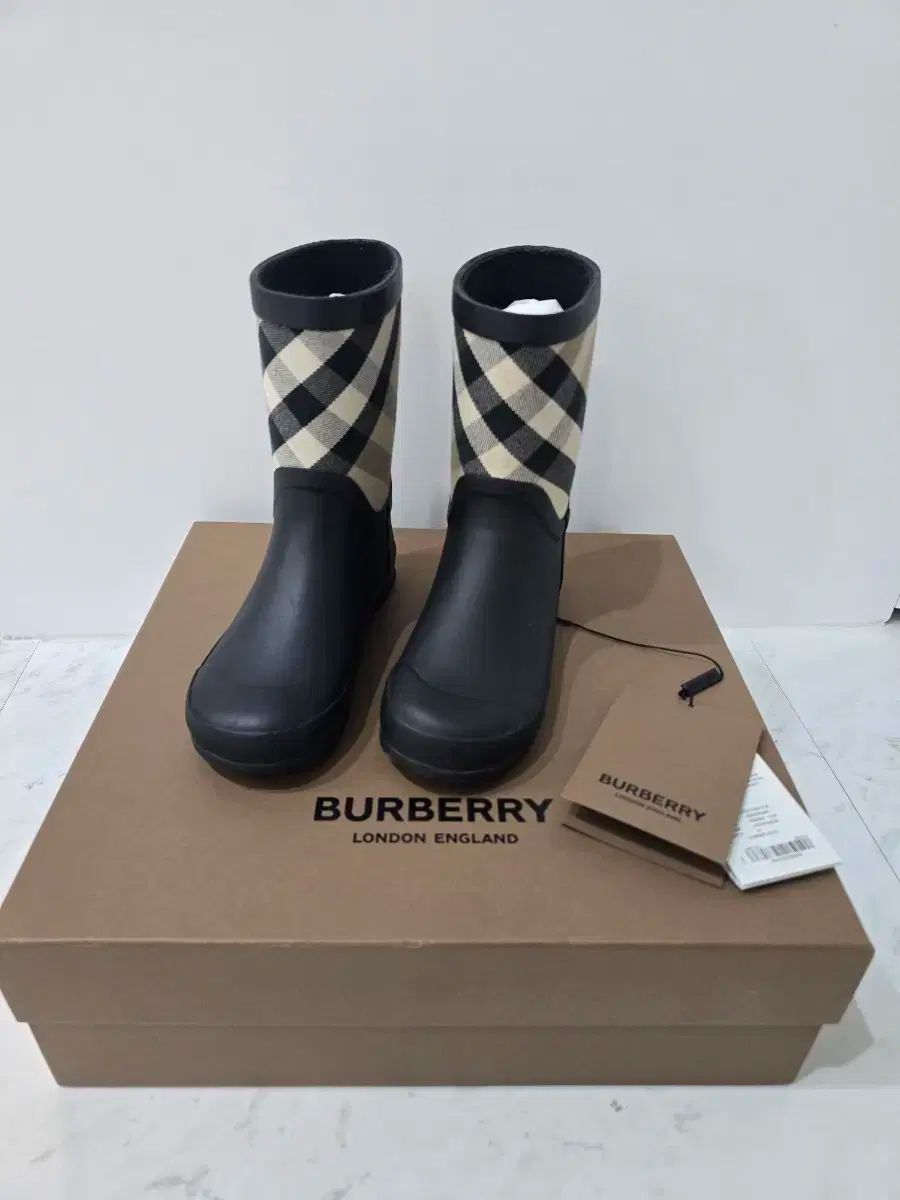 Burberry Kids(バーバリーキッズ) レインブーツ 31 サイズ