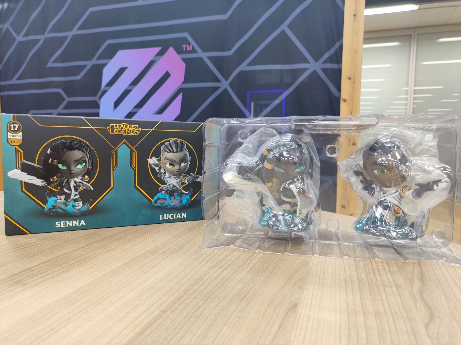 リーグオブレジェンド　セナ　ルシアン　フィギュア Senna & Lucian DUO Figure Set | Riot Games Store