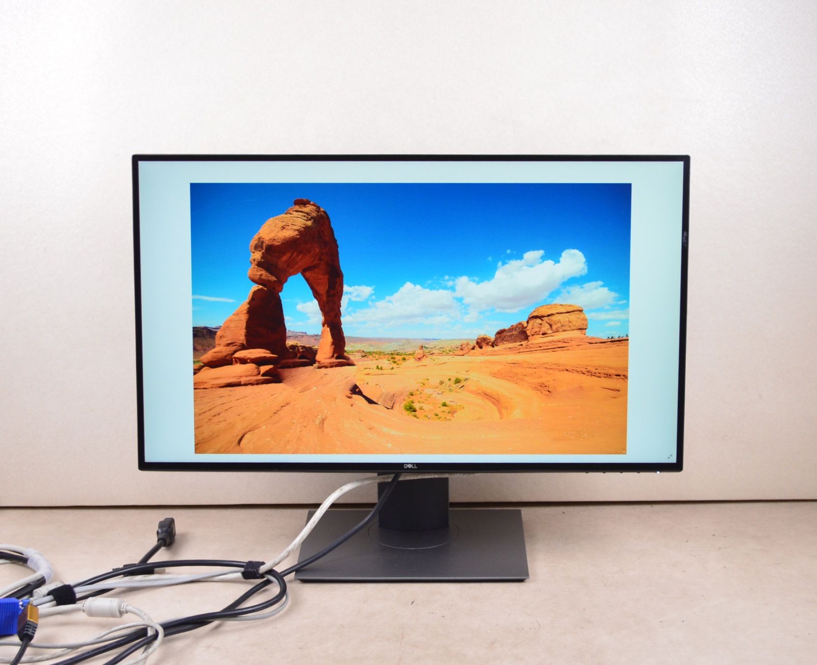Dell UP2516D UltraSharp 25 QHD IPS LED Monitor with