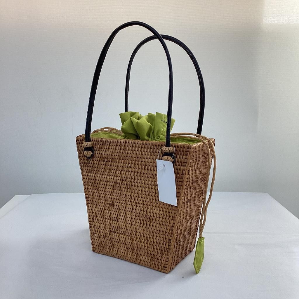 現地モノ ジャワ島・バリ島 バティック フリークロス 寝具 新品未使用 サイケ柄 現地モノ ジャワ島・バリ島 バティック フリークロス 寝具 新品未使用