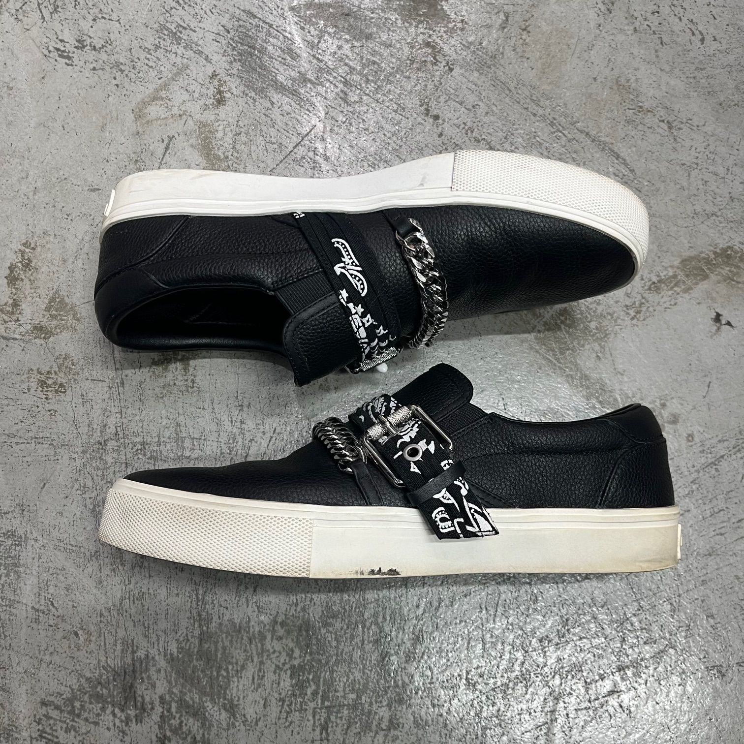 AMIRI チェーン バンダナ レザー スリッポン スニーカー　アミリ AMIRI チェーン バンダナ レザー スリッポン スニーカー　アミリ
