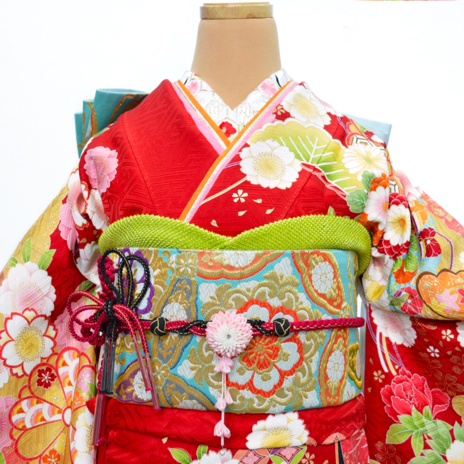 美品》正絹 振袖フルセット M〜LLサイズ 成人式 赤地 パールトーン加工