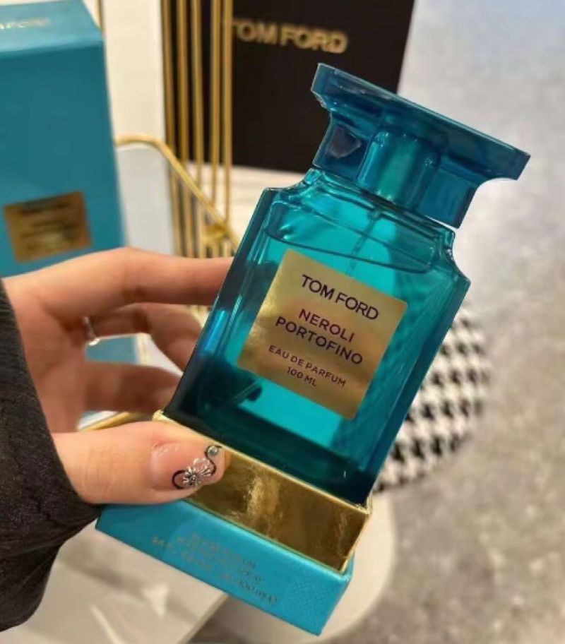 トムフォード マンダリーノディ アマルフィ オードプァルファム　100ml