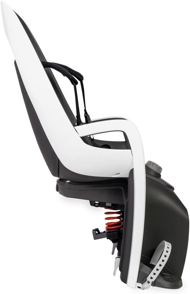 カレス チャイルドシート