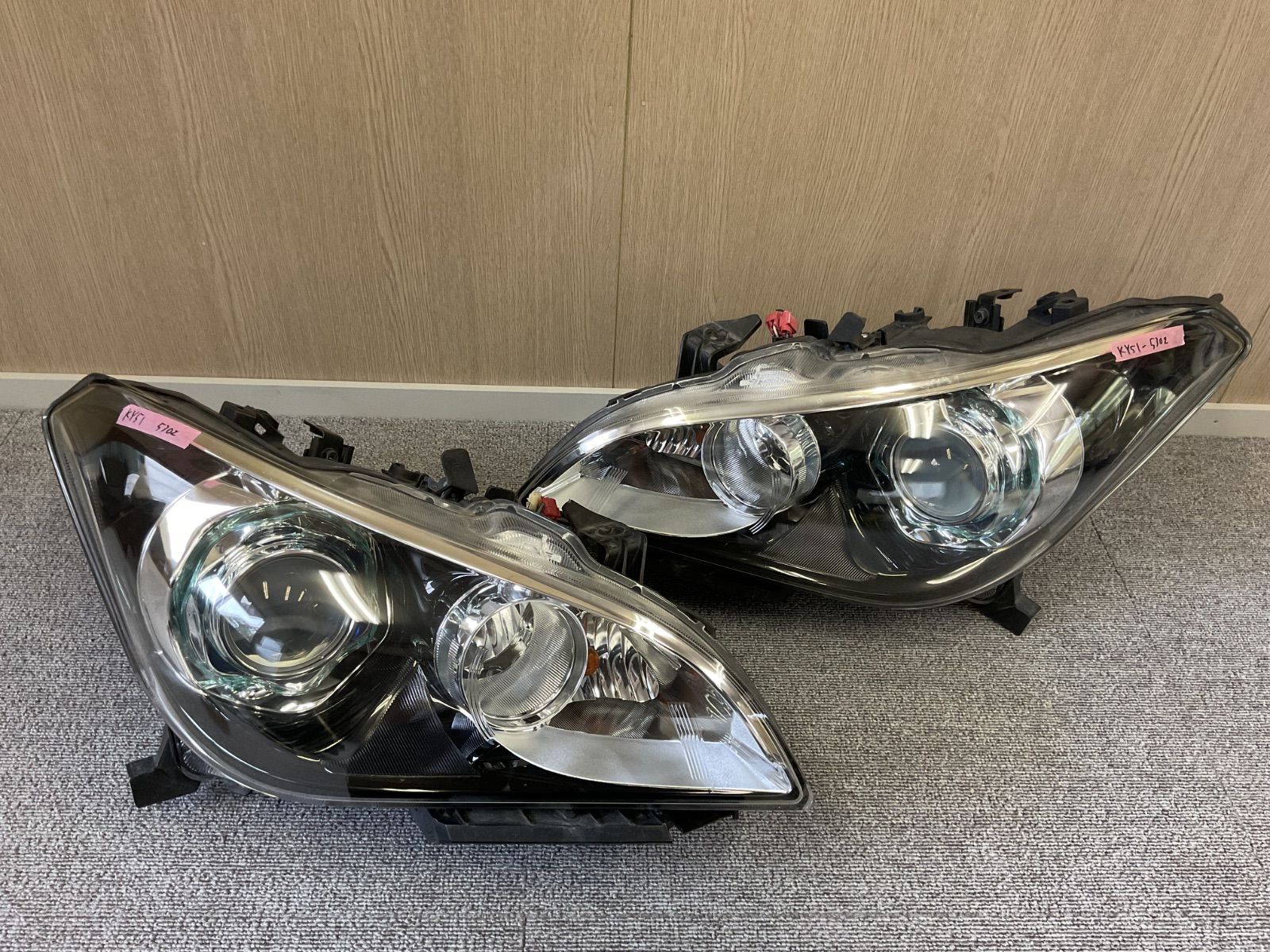 日産 フーガ KY51 インナーブラック　左右ヘッドライトセット 5302