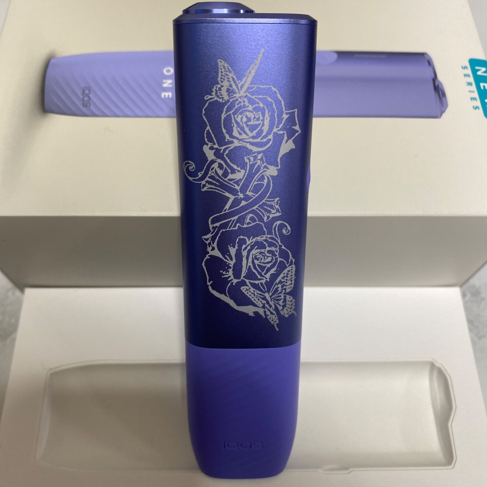 蝶 薔薇 クロス デザイン レーザー加工 iQOS ILUMA i ONE アイコスイルマ i ワン デジタルバイオレット 紫 ネオン バラ アゲハ蝶  蝶々 十字架 新型 新品 未使用 送料無料 オリジナル カスタム お洒落 おしゃれ 可愛い かわいい - メルカリ