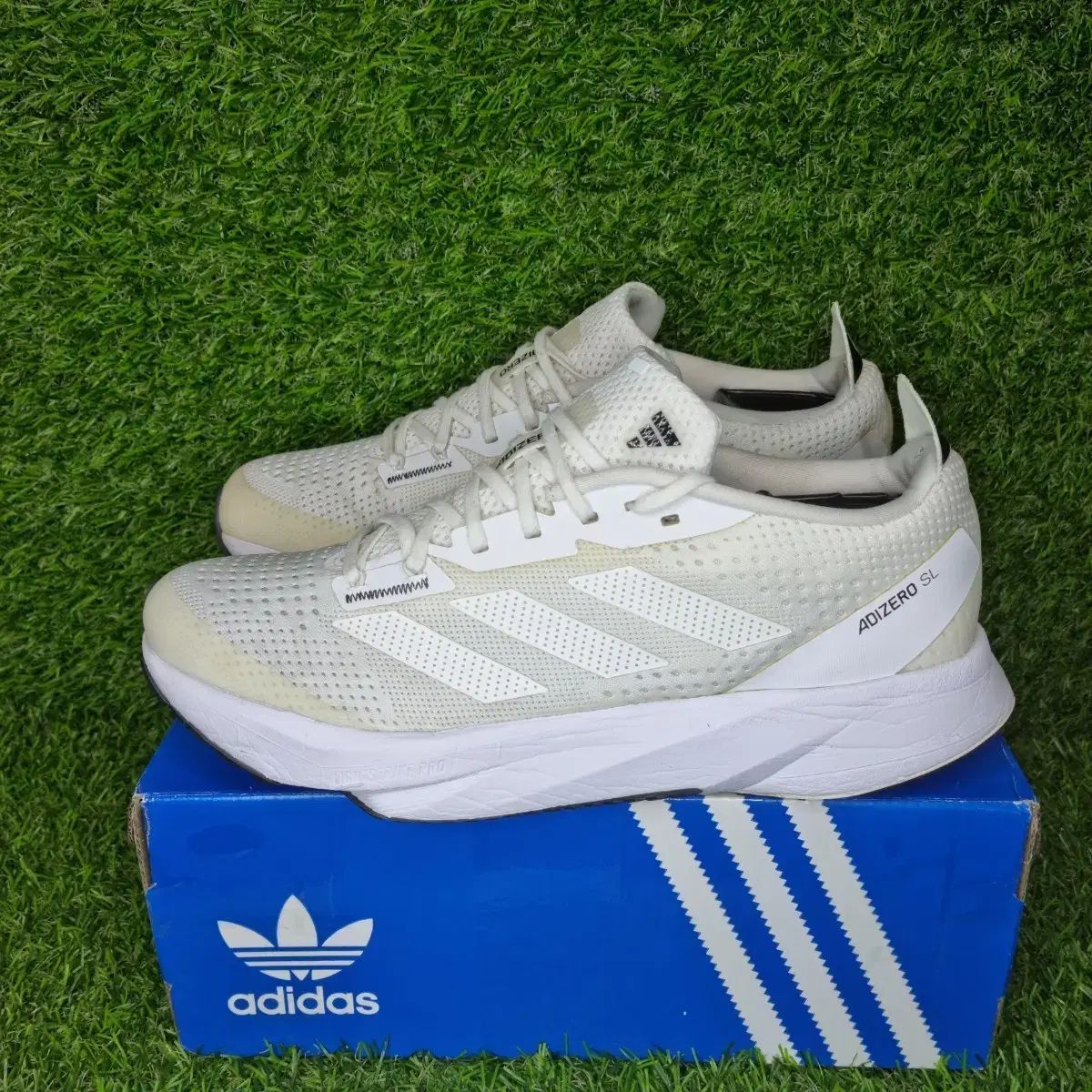 アディダス アディゼロ SL ランニングシューズ 260