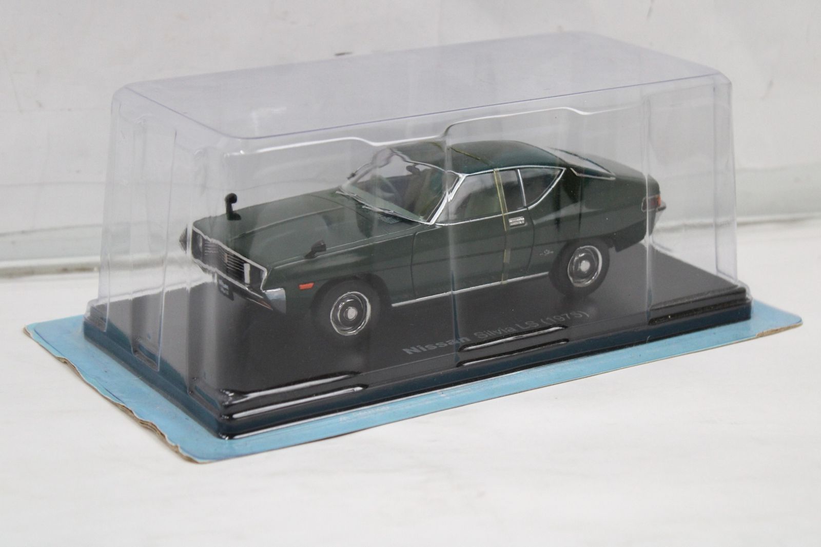 1/24 国産名車コレクション 歴代 日産 シルビア 全5台 アクリルケース付 1/24 国産名車コレクション 歴代 日産 シルビア 全5台 アクリルケース付