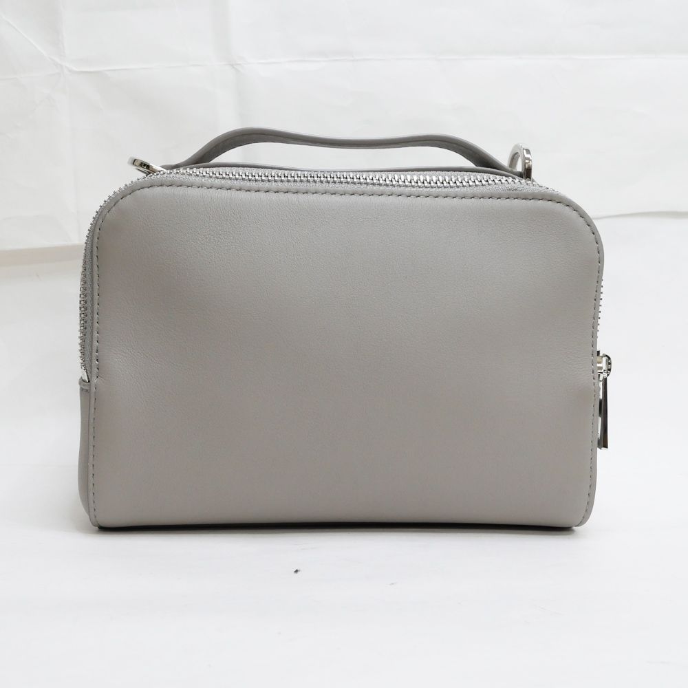 ロエベ クロスボディバッグ カメラ ミニ 2WAY グレー色 ロエベ クロスボディバッグ カメラ ミニ 2WAY グレー色