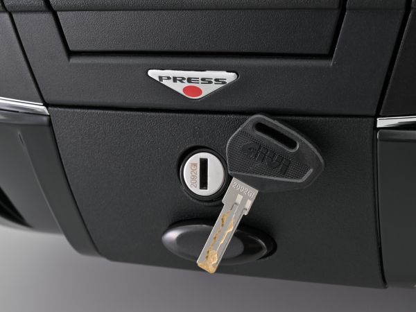 デイトナ DAYTONA 43247 GIVI V58NNB MAXIA5 58L