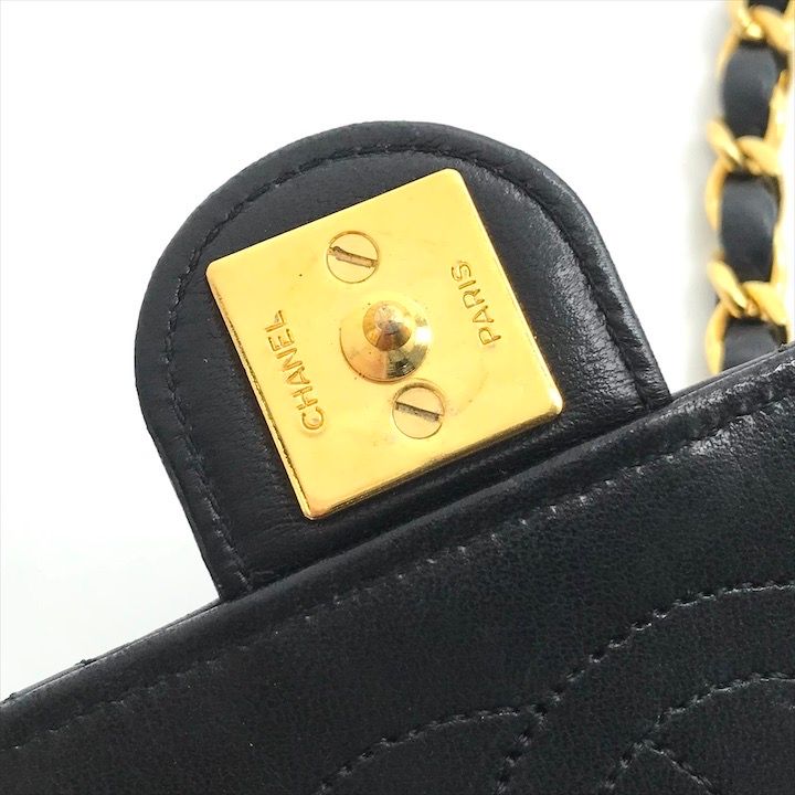 美品 CHANEL シャネル ココマーク ミニ マトラッセ ラムスキン プッシュロック チェーン ショルダー バッグ ブラック a4515 CHANEL - 美品 CHANEL シャネル ココマーク ミニ マトラッセ