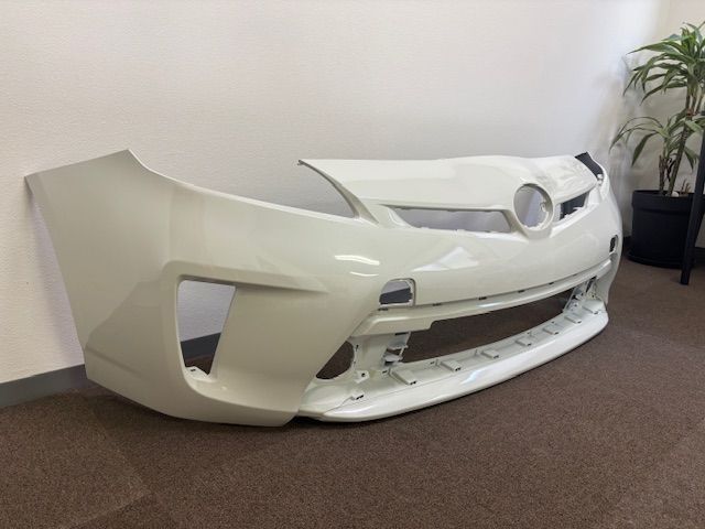 TOYOTA 30系プリウス/30プリウス後期 フロントバンパー/ホワイト（070