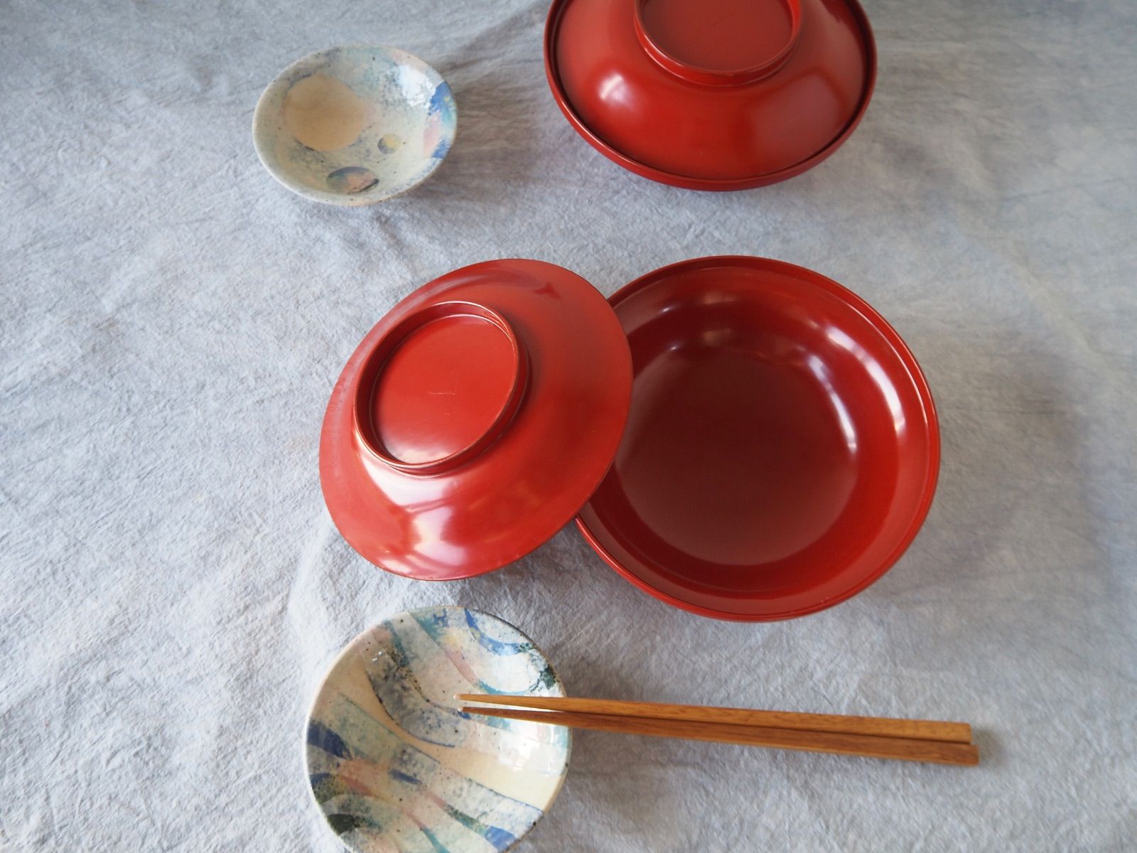 【未使用】輪島塗 吸物椀 七客 共箱付 能登輪島塗 蒔絵吸物椀 蓋付 七個セット 茶懐石道具 お椀 陶器 時代 骨董 古美術 茶道具 輪島塗 大向高洲堂 月に春秋 桜 楓 金蒔絵 漆器 吸物椀 5