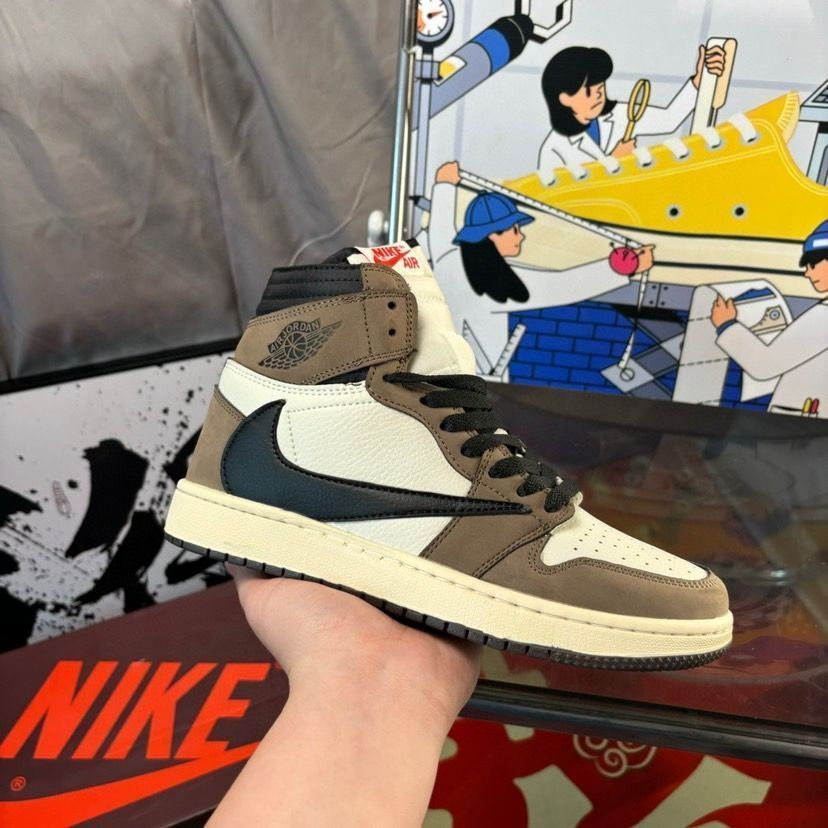 NIKE Air Jordan 1 High Travis Scott ナイキ エアジョーダン1 並行輸入品