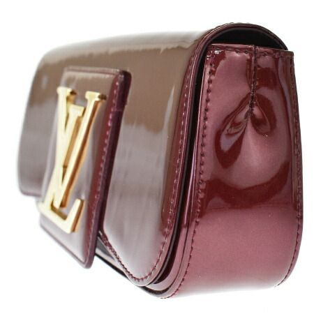 ヴィトン ポシェット ソービー モノグラムヴェルニ クラッチバッグ