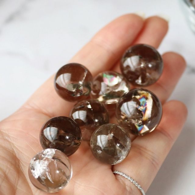 スモーキークォーツ　水晶　丸玉大玉　アイリスクォーツ　スフィア　【超美品】 楽天市場】スモーキークォーツ スモーキー アイリス クォーツ 丸