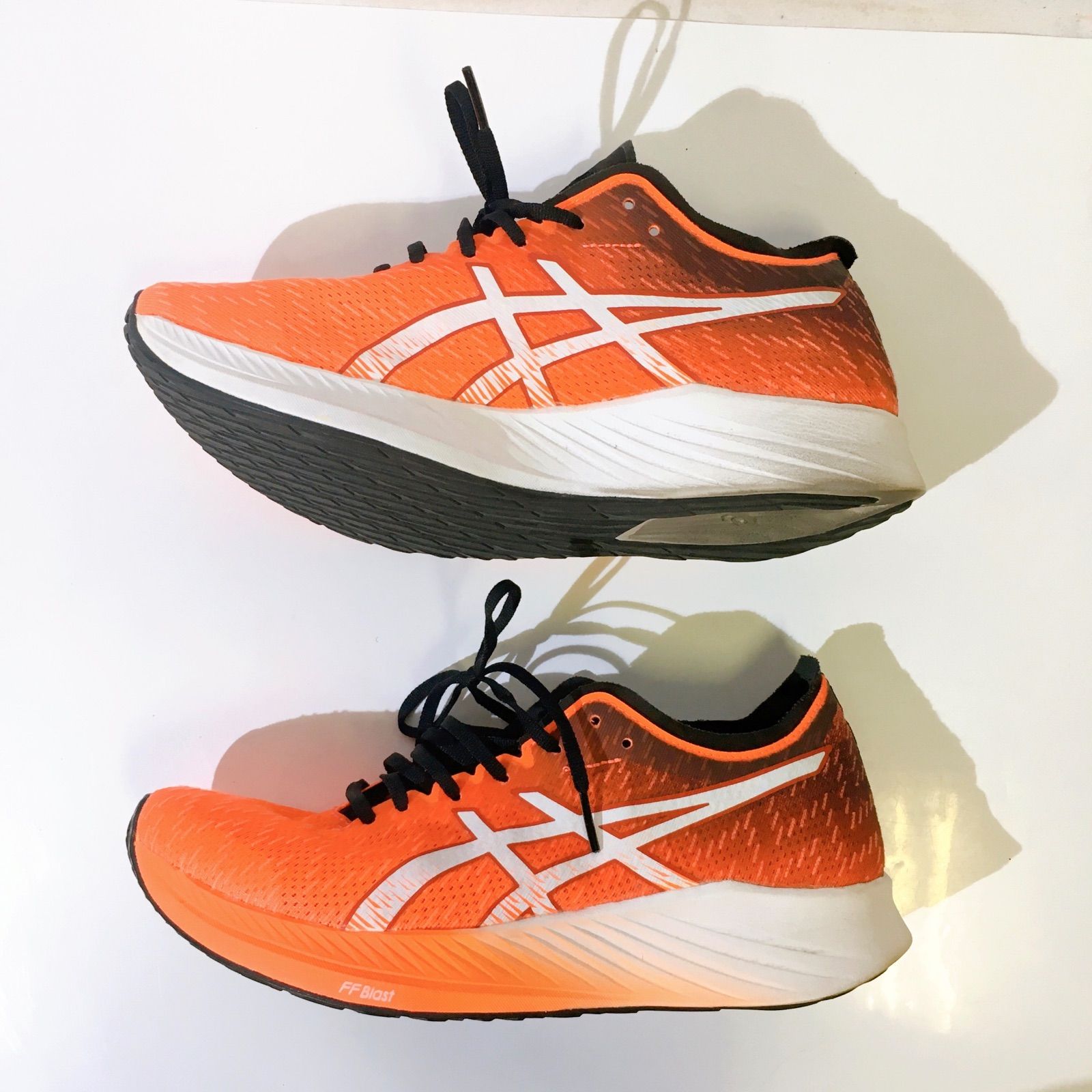 asics MAGIC SPEED アシックス スニーカー オレンジ