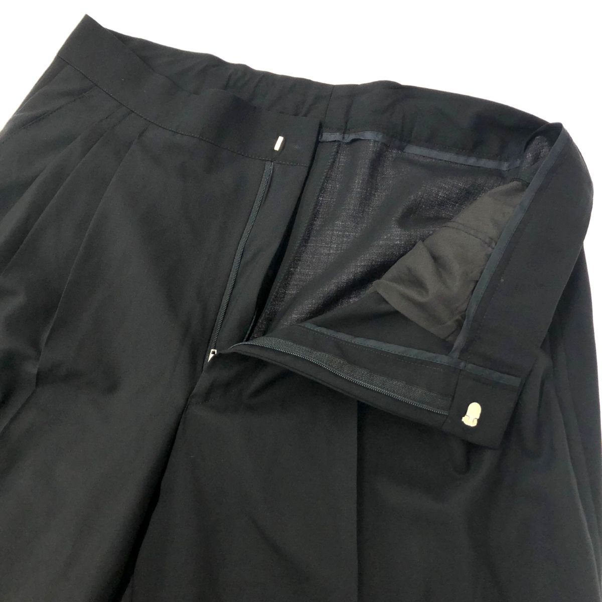 ✴️ Gianni Versace ジャンニヴェルサーチ ショール セットアップ サイズ 50 パンツ表記なし ブラック メンズ 3タックスラックス 240001145612