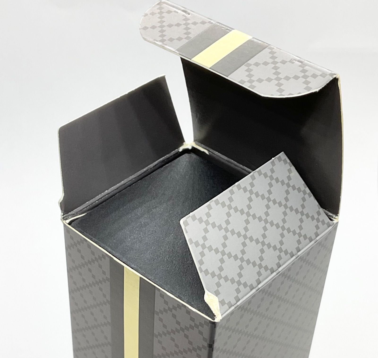 GUCCI グッチバイグッチ メイド•トゥ•メジャー オードトワレ 50ml