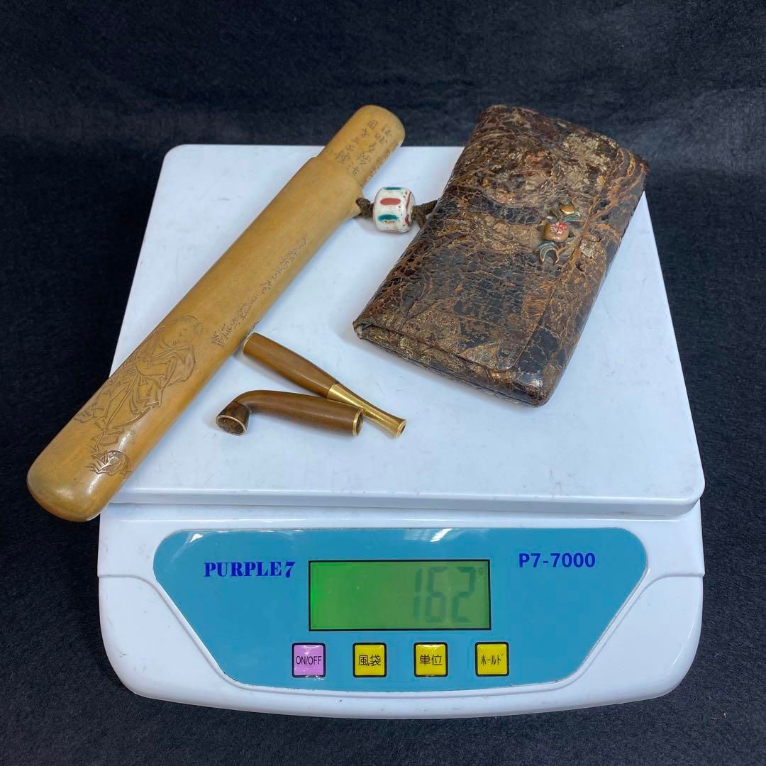 加納銕哉 彫刻 金唐革 純金金具、キセル 木箱付 162g - メルカリ