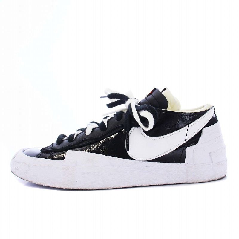 ナイキ NIKE sacai Blazer Low Black Patent Leather ブレーザー ロー