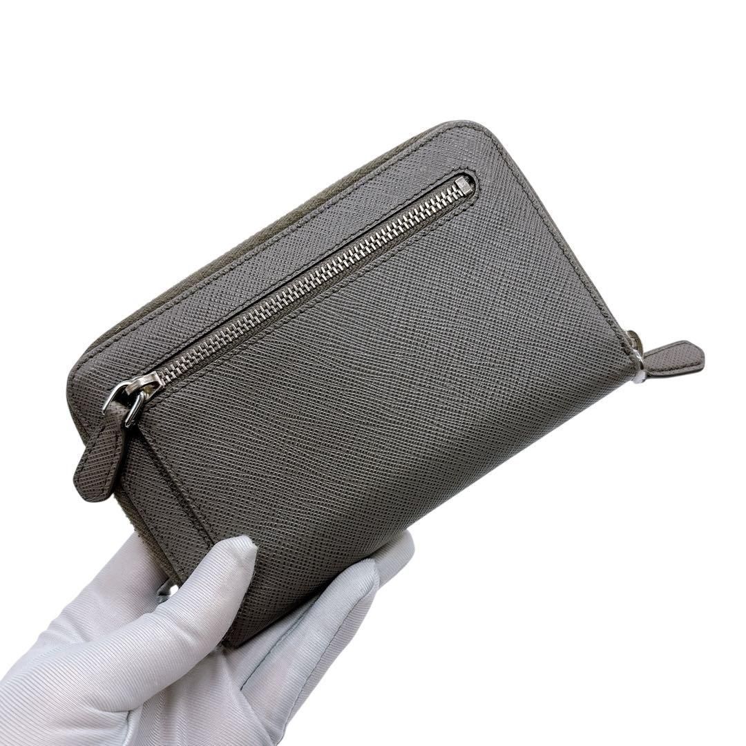 プラダ サフィアーノ レザー ジップラウンド 二つ折り財布 PRADA