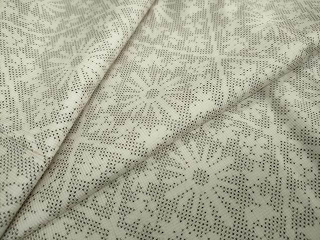 平和屋着物○本場大島紬 白大島 7マルキ 花菱文 正絹 逸品 DAAW5450ud