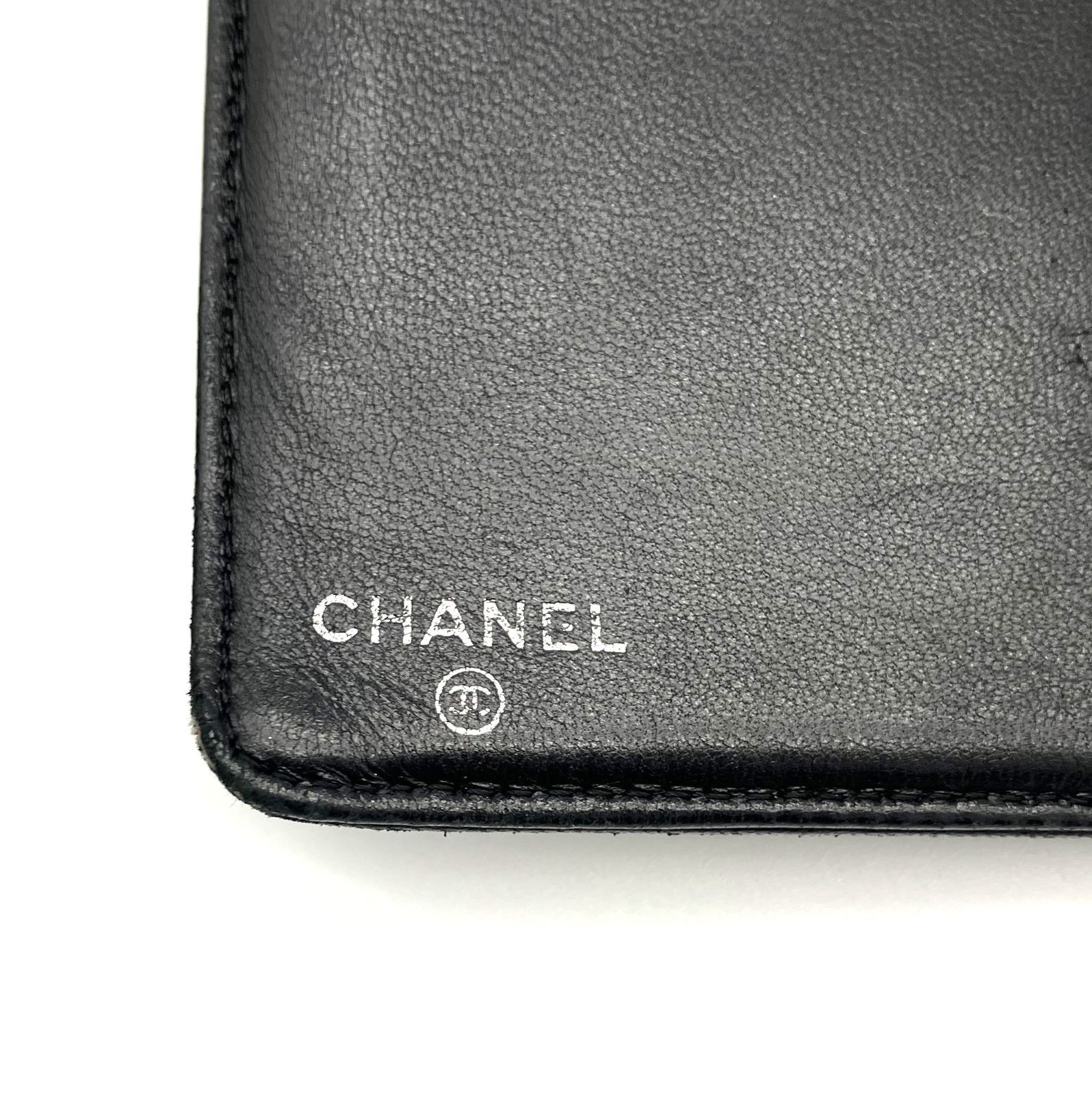 極美品✨CHANEL カメリア 長財布 ブラック/黒 シルバー金具 【鑑定済】 シャネルカメリア 長財布 黒 シルバー金具 レディース 二つ折り