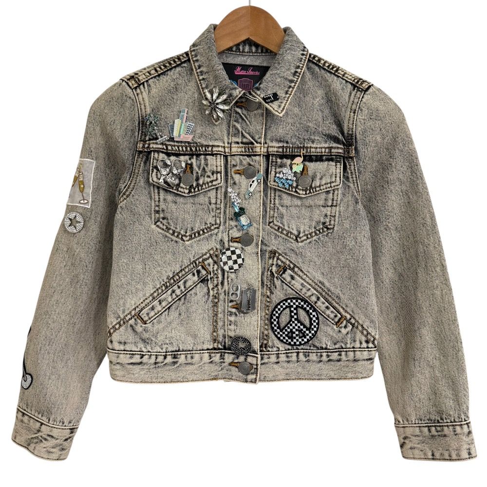 美品 MARC JACOBS マークジェイコブス ビジュー ピンバッチ